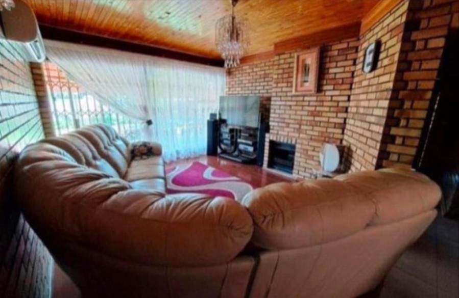 5 Bedroom Property for Sale in Mmabatho Unit 6 North West